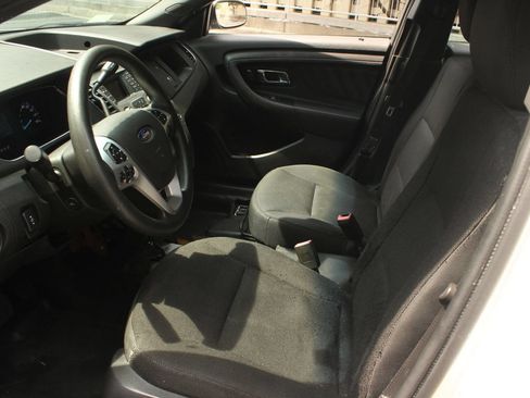 Used 2019 Ford Taurus Police Interceptor AWD image 14