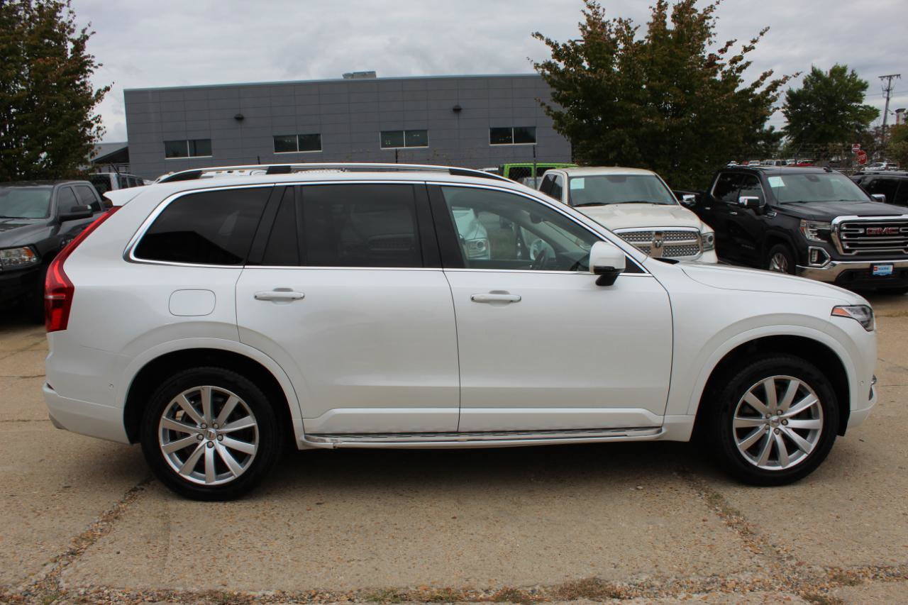 Used 2017 Volvo XC90 T6 Momentum AWD/4WD image 7