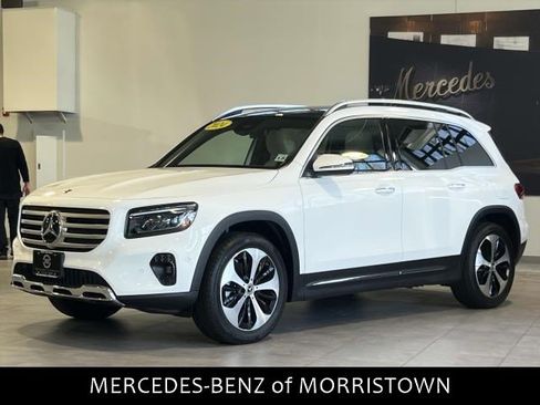 Certified 2024 Mercedes-Benz GLB 250 4MATIC image 1