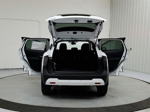 New 2026 Nissan Kicks SV w/ SV Premium Package image 14