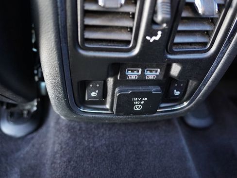 Used 2018 Jeep Grand Cherokee Overland image 19