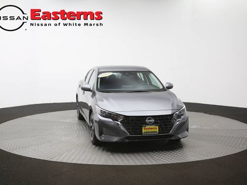 Used 2025 Nissan Sentra SV FWD image 50