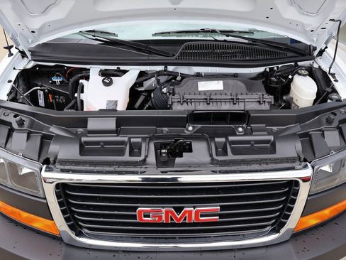 New 2025 GMC Savana 3500 Extended w/ Driver Convenience Package RWD image 36