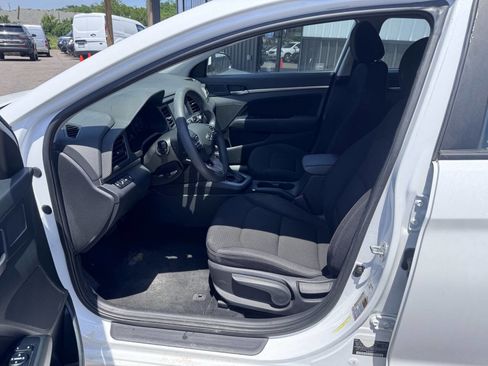 Used 2020 Hyundai Elantra SEL w/ Cargo Package (C1) FWD image 11