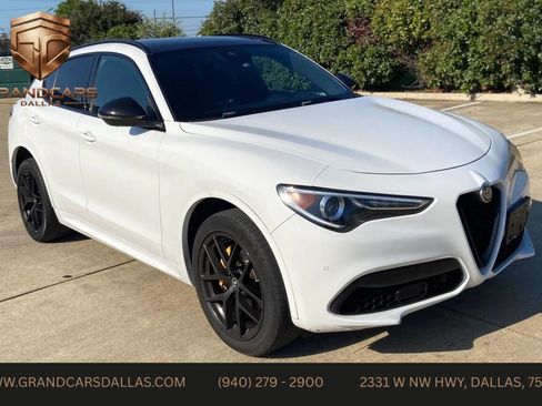 Used 2021 Alfa Romeo Stelvio Ti Sport AWD/4WD image 1