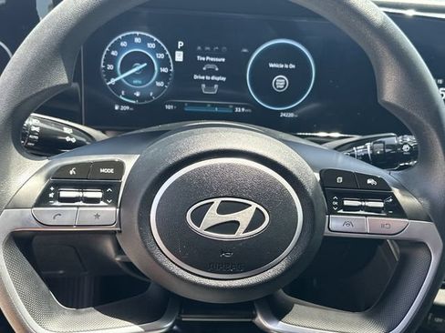 Certified 2024 Hyundai Elantra SEL FWD image 16