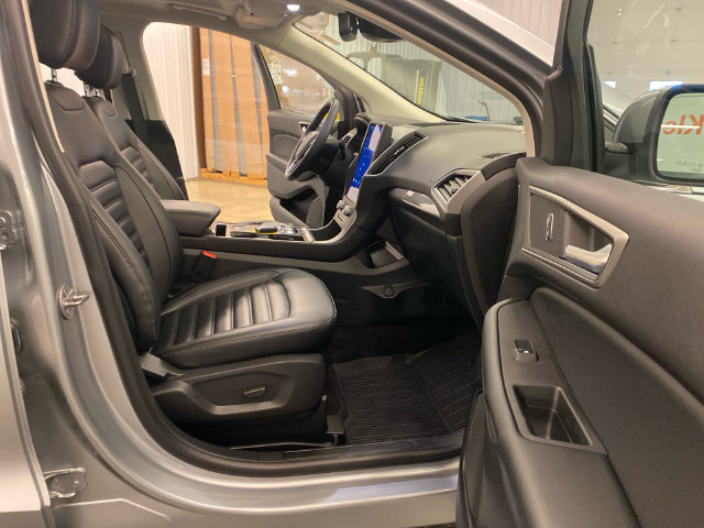 Used 2024 Ford Edge SEL w/ Convenience Package AWD/4WD image 35