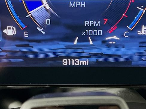 Used 2026 Chevrolet Suburban RST w/ Advanced Technology Package AWD/4WD image 12