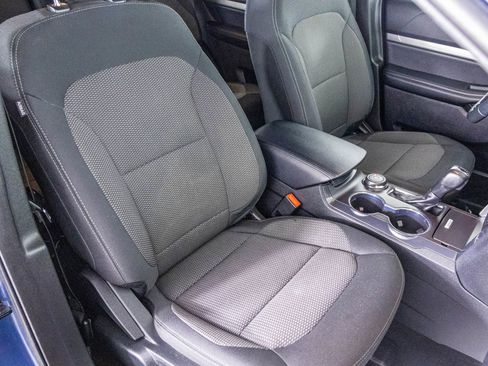 Used 2019 Ford Explorer XLT image 42