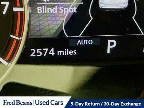 Used 2025 Nissan Rogue SV AWD/4WD image 14