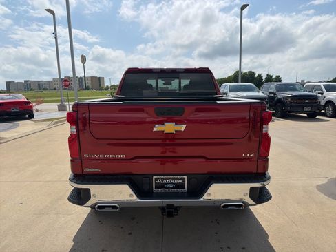 Used 2024 Chevrolet Silverado 1500 LTZ AWD/4WD image 4