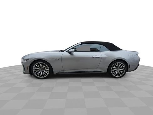 Used 2025 Ford Mustang GT Premium RWD image 5