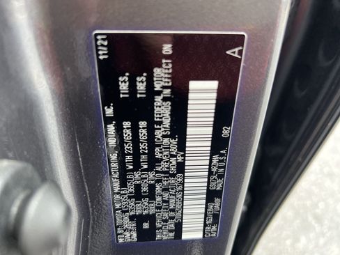 Used 2022 Toyota Highlander XLE AWD/4WD image 29