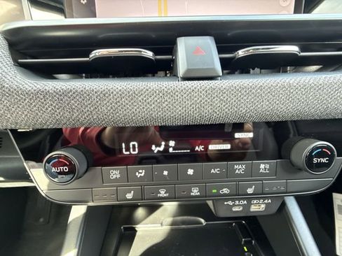 New 2026 Subaru Outback Limited AWD/4WD image 19