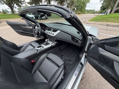 Used 2014 BMW Z4 sDrive35i RWD image 23