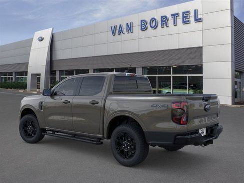 New 2025 Ford Ranger XLT w/ Black Appearance Package image 4