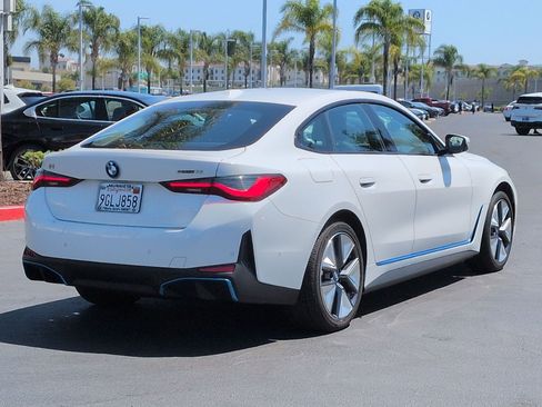 Used 2023 BMW i4 eDrive35 RWD image 10