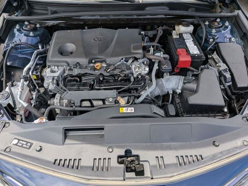 Used 2022 Toyota Camry XSE FWD image 32