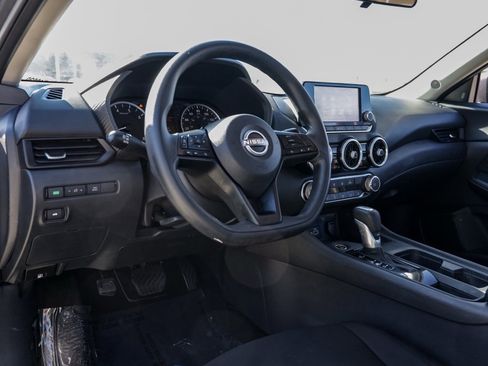 Used 2024 Nissan Sentra S image 16