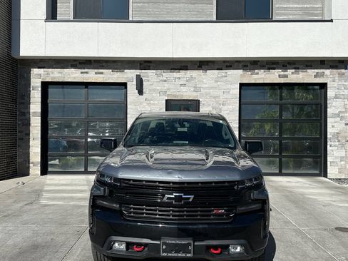 Used 2021 Chevrolet Silverado 1500 LT Trail Boss w/ Bed Protection Package AWD/4WD image 8