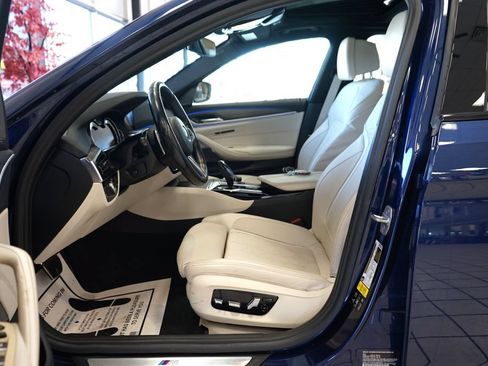Used 2017 BMW 540i xDrive AWD/4WD image 30