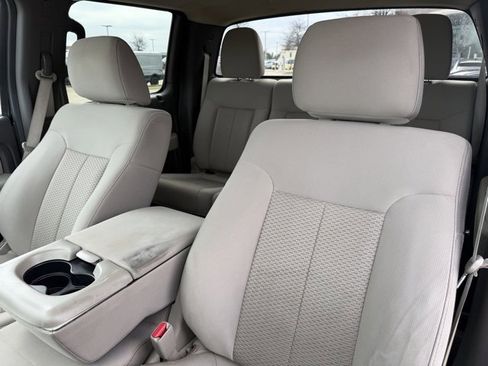 Used 2010 Ford F150 XLT image 10