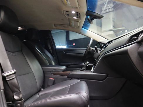 Used 2018 Cadillac XTS w/ Rear Seat Comfort Package image 26