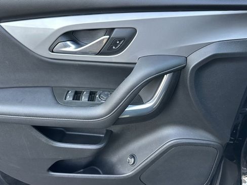 Used 2022 Chevrolet Blazer LT image 8