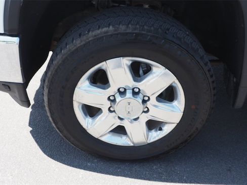 Used 2021 Chevrolet Silverado 2500 LTZ image 9