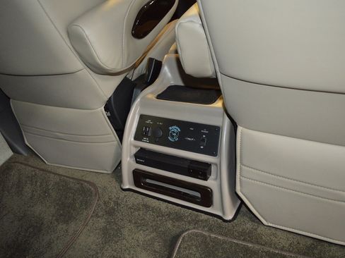 New 2026 Ford Transit 150 Low Roof image 13