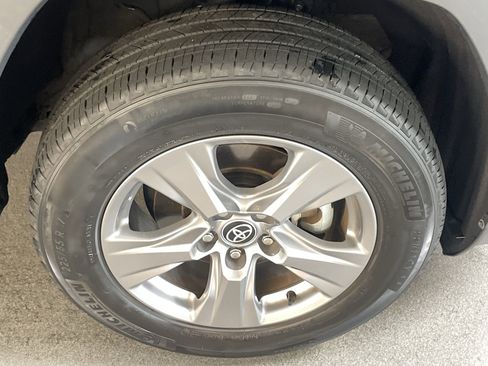 Certified 2022 Toyota RAV4 XLE w/ Convenience Package image 13