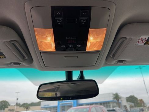 Used 2018 Lexus GX 460 image 26