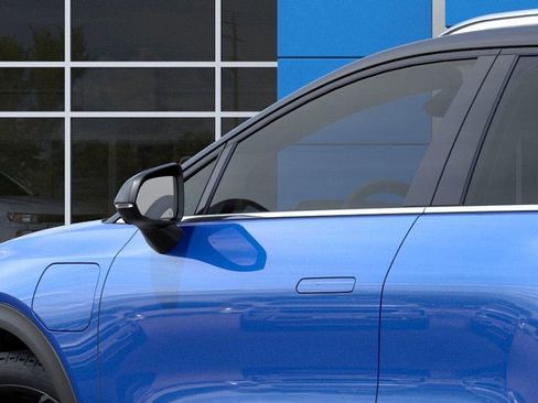 New 2026 Chevrolet Equinox EV LT image 13