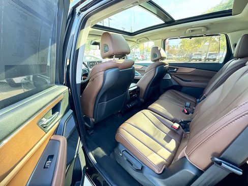 Used 2025 Acura MDX w/ Technology Package image 35