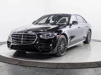 Used 2023 Mercedes-Benz S 580 4MATIC Sedan video 3