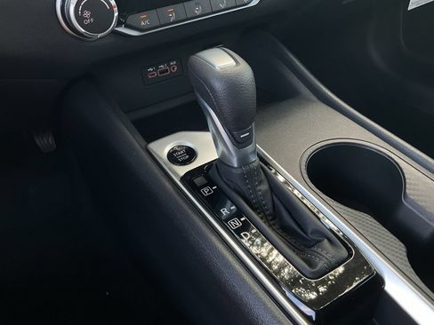 New 2026 Nissan Altima 2.5 SV FWD image 17