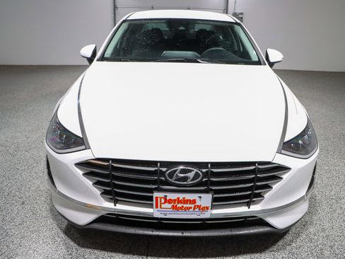 Used 2023 Hyundai Sonata SE FWD image 4
