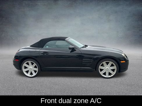 Used 2005 Chrysler Crossfire Convertible RWD image 7