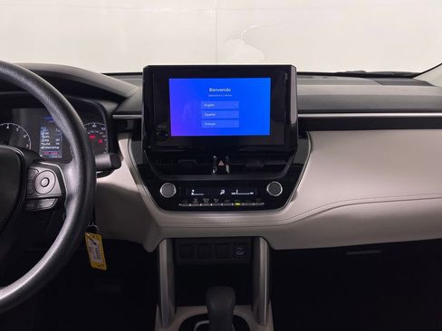 Certified 2024 Toyota Corolla Cross L image 15