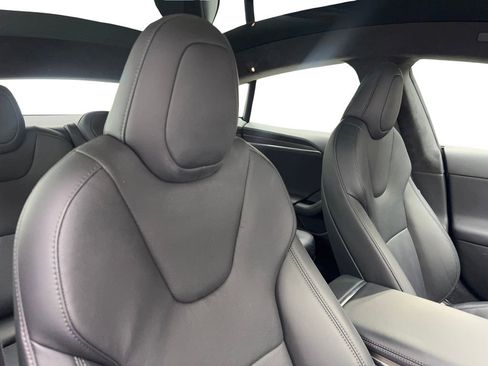 Used 2022 Tesla Model S Base image 44