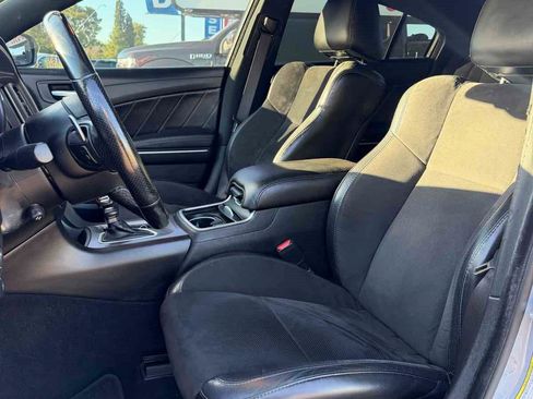 Used 2022 Dodge Charger R/T w/ Plus Group RWD image 9