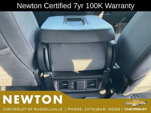 Used 2025 Chevrolet Silverado 1500 LT AWD/4WD image 31