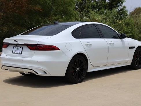 Used 2024 Jaguar XF R-Dynamic SE AWD/4WD image 8