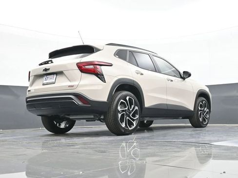 New 2026 Chevrolet Trax RS w/ Driver Confidence Package image 47