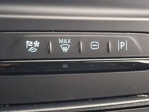 Used 2023 Ford Transit 350 XL image 25