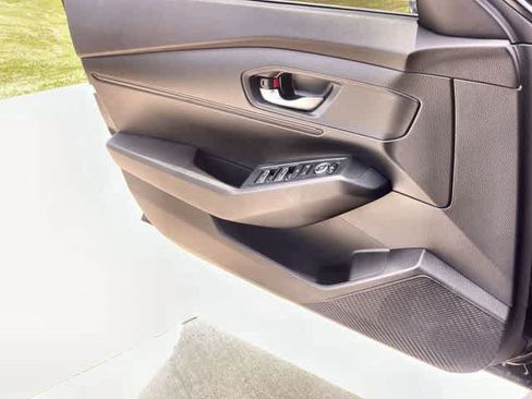 Used 2024 Honda Accord LX image 30
