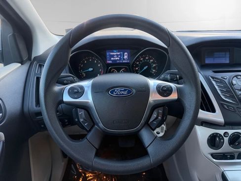Used 2013 Ford Focus SE image 16