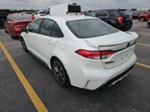 Used 2022 Toyota Corolla SE FWD image 4