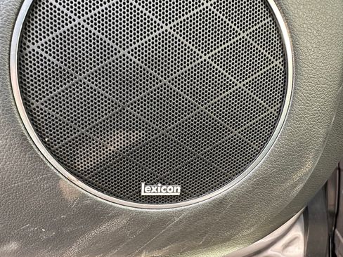 Used 2024 Genesis GV80 3.5T w/ Prestige Package image 32