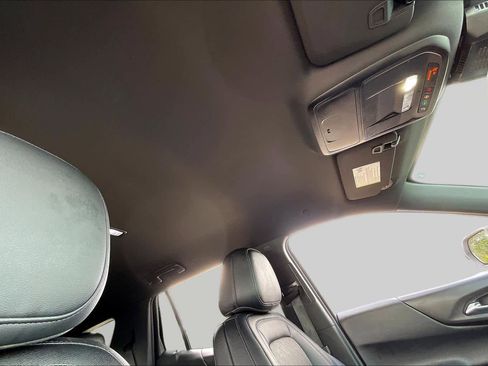 Used 2026 Chevrolet Equinox LT w/ Convenience Package II FWD image 15